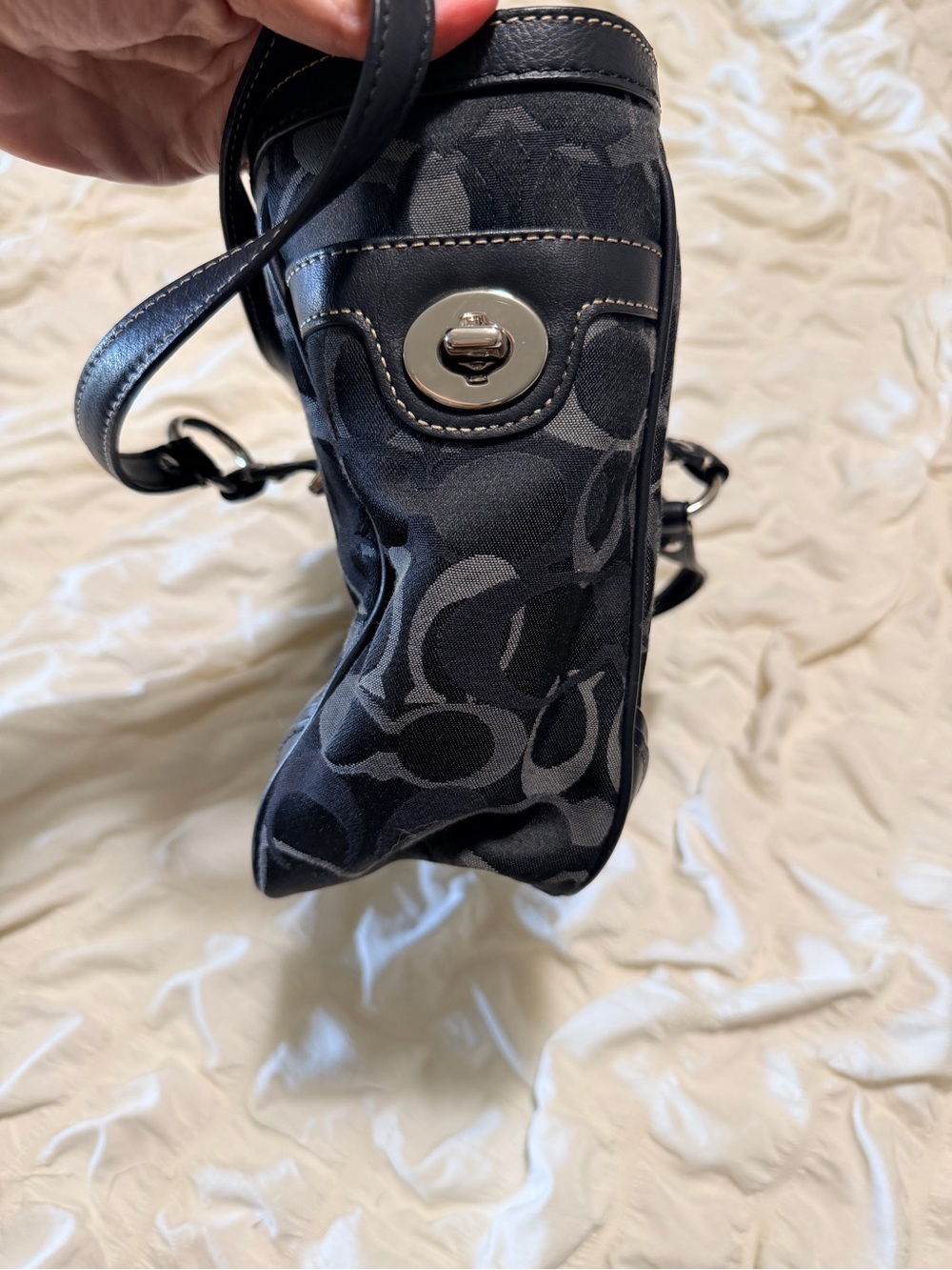 Coach Black & Gray Signature Canvas Shoulder Bag - Picture 4 of 16